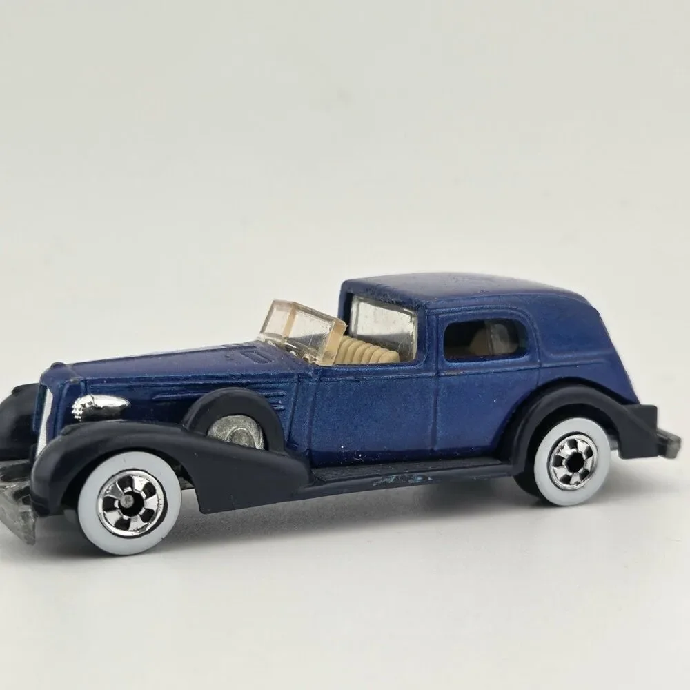 Vintage 1981 Hot Wheels Blue '35 Classic Caddy Cadillac Whitewall Malaysia